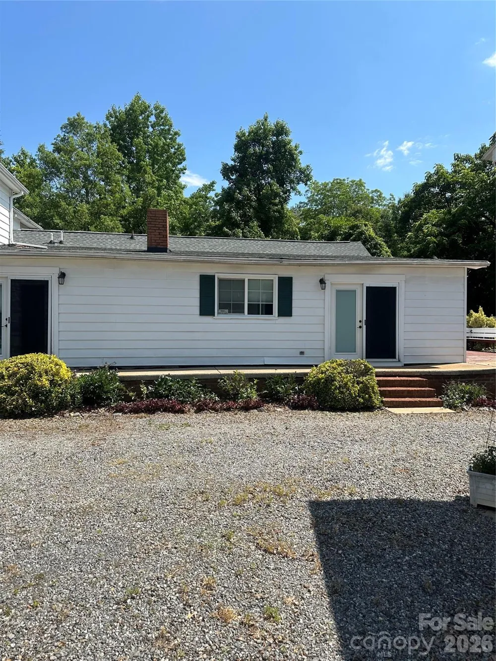 1407 College Avenue Newton, NC 28658