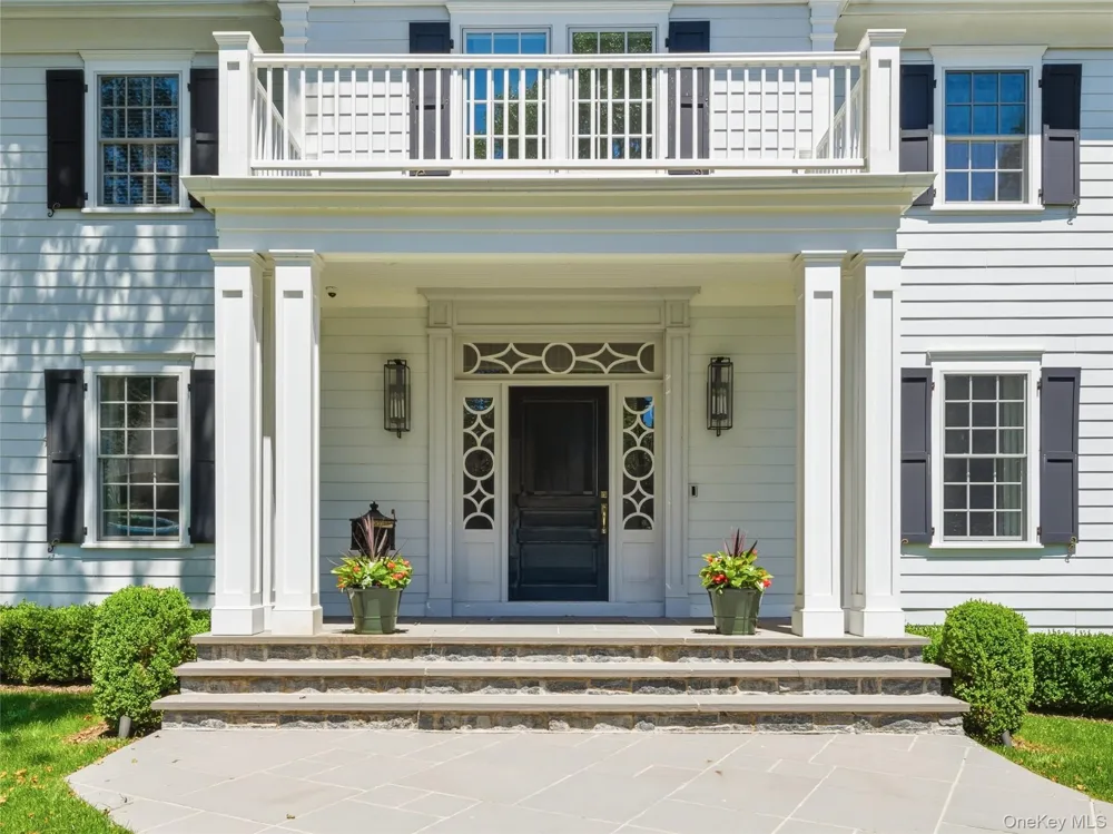 55 Plymouth Road Manhasset, NY 11030