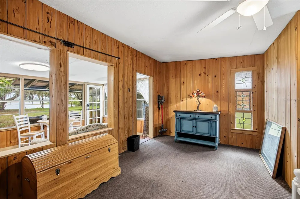 1847 STATE ROAD 20 Hawthorne, FL 32640