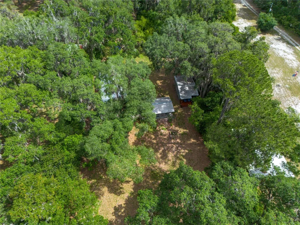1847 STATE ROAD 20 Hawthorne, FL 32640