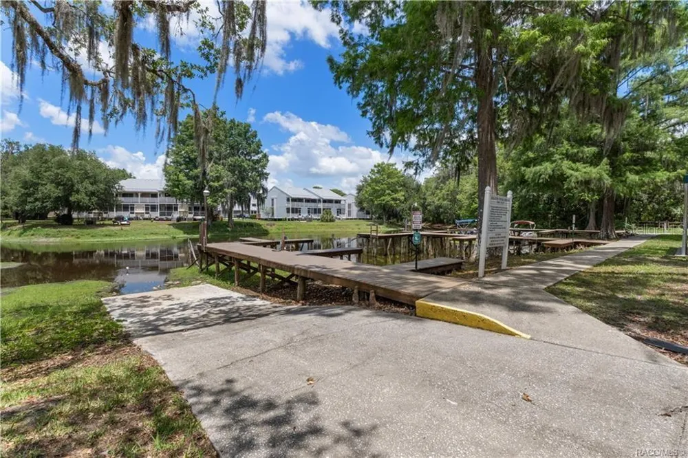 1304 SIESTA TERRACE #1304 Inverness, FL 34450
