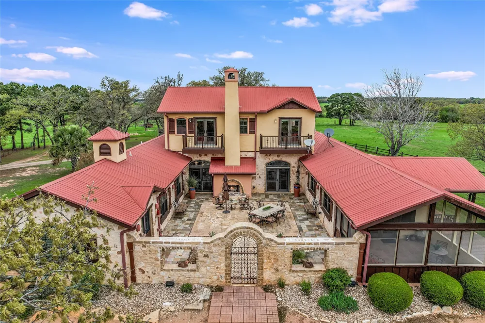 363 Paint Creek South Road #A Paige, TX 78659