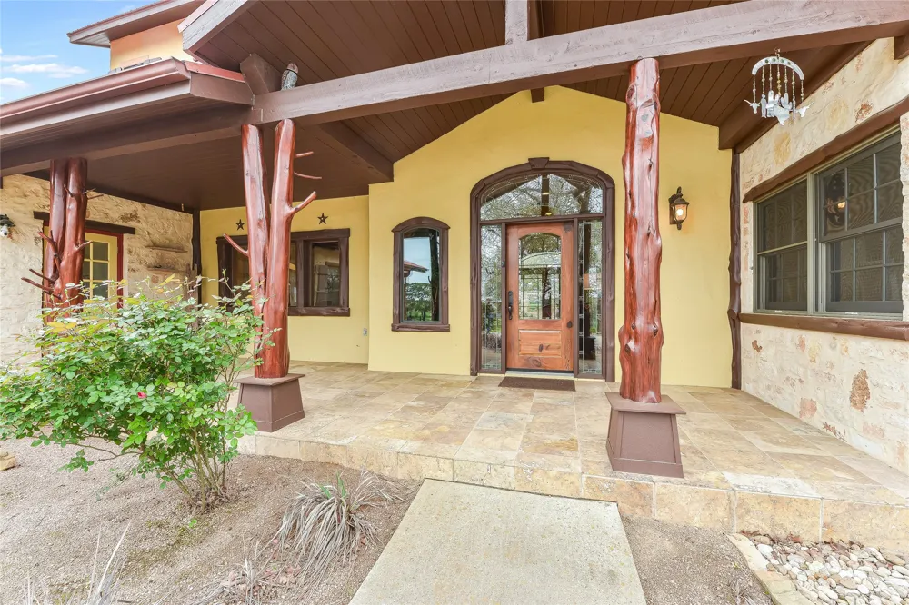 363 Paint Creek South Road #A Paige, TX 78659