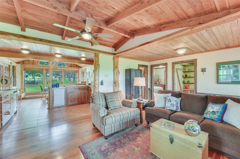363 Paint Creek South Road #A Paige, TX 78659