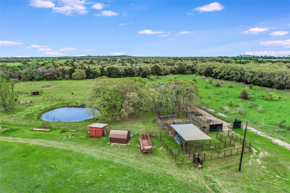 363 Paint Creek South Road #A Paige, TX 78659