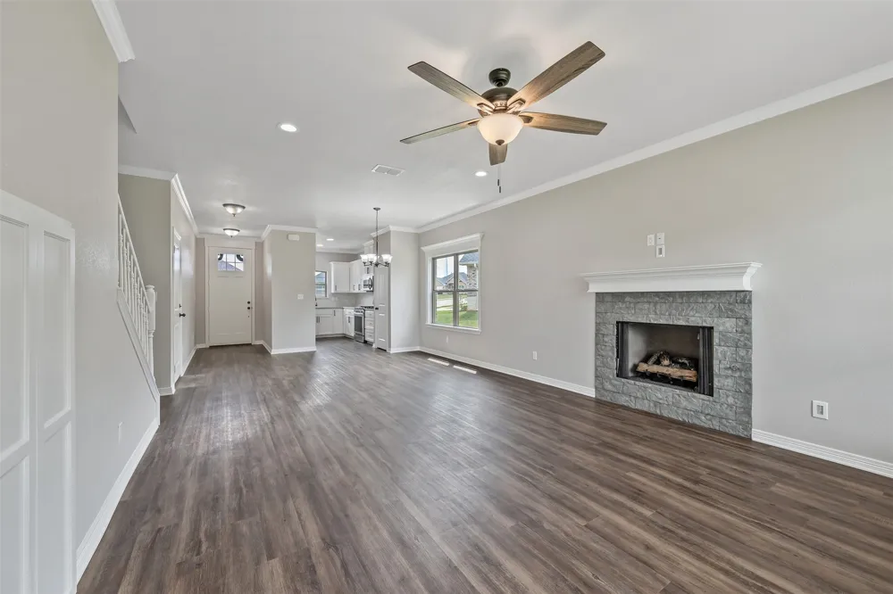 504 Cornerstone Lindale, TX 75771