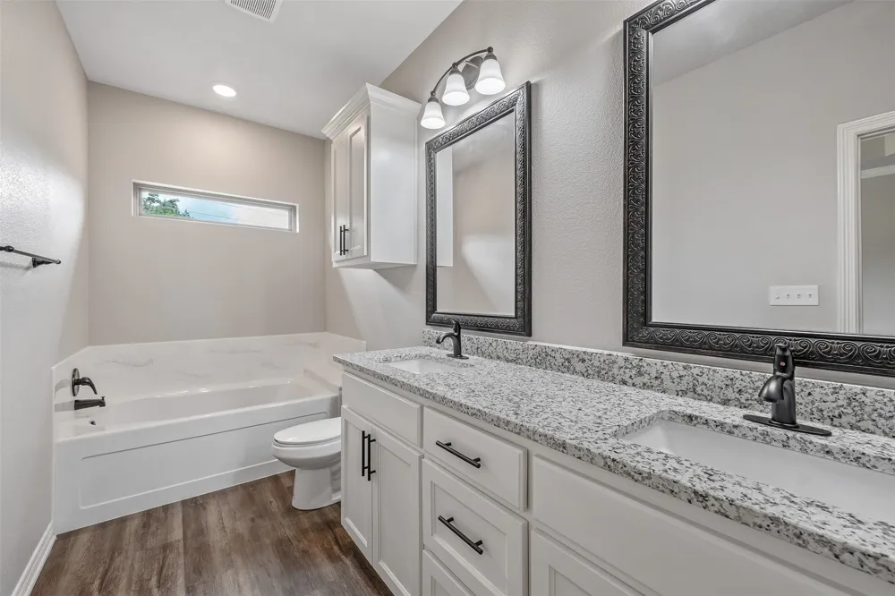 504 Cornerstone Lindale, TX 75771