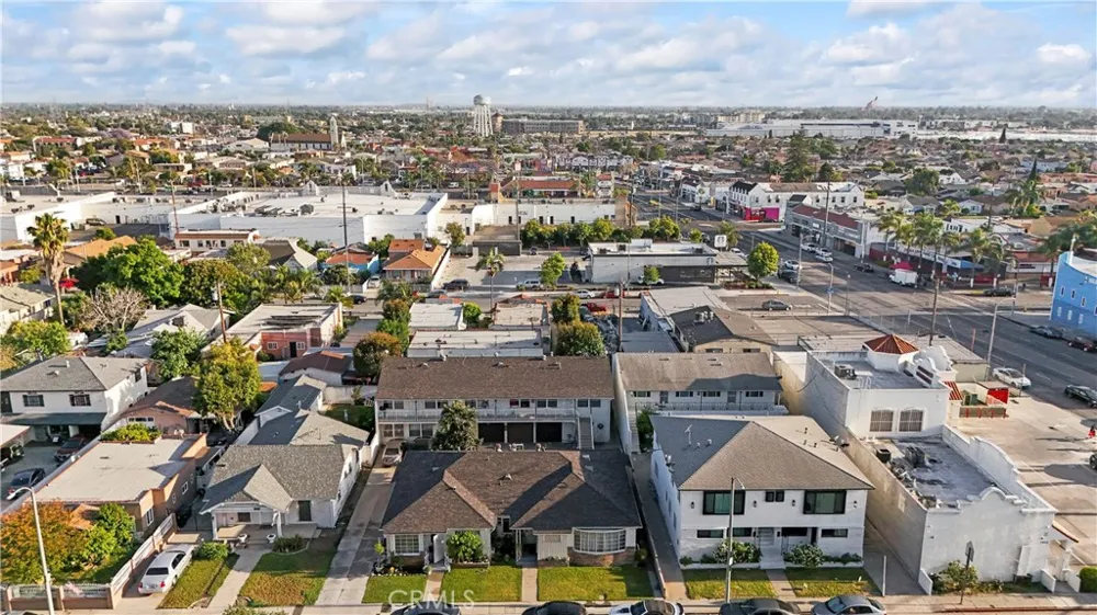 2616 Broadway Huntington Park, CA 90255