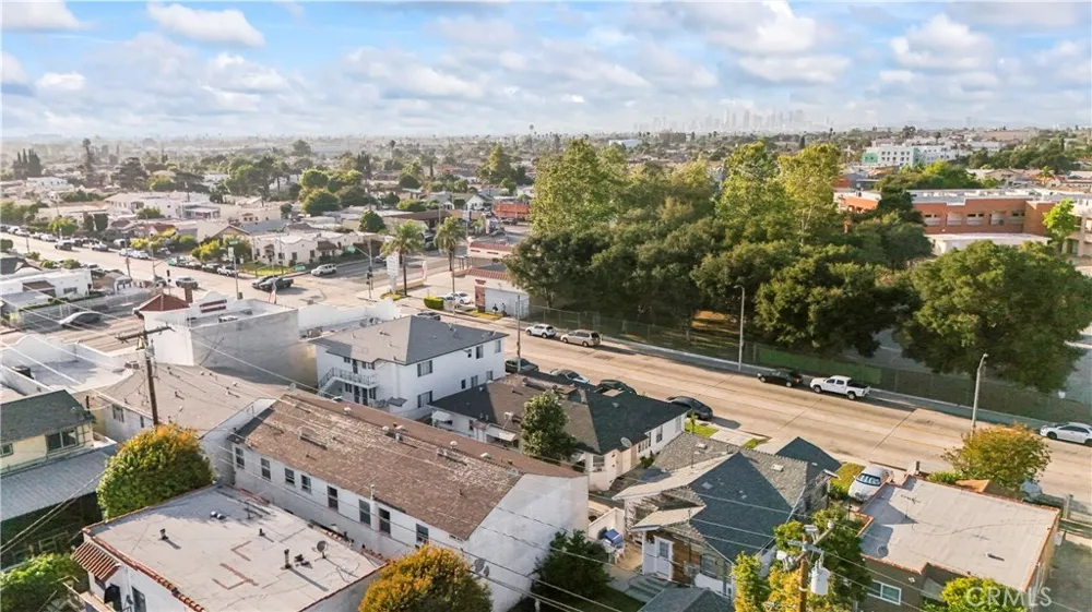 2616 Broadway Huntington Park, CA 90255