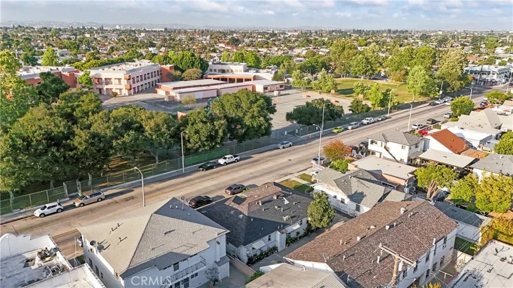 2616 Broadway Huntington Park, CA 90255