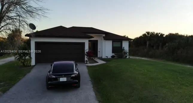 490 NW 37 AV. Naples, FL 34120