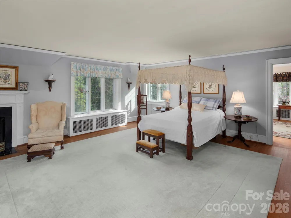 436 Vanderbilt Road Biltmore Forest, NC 28803