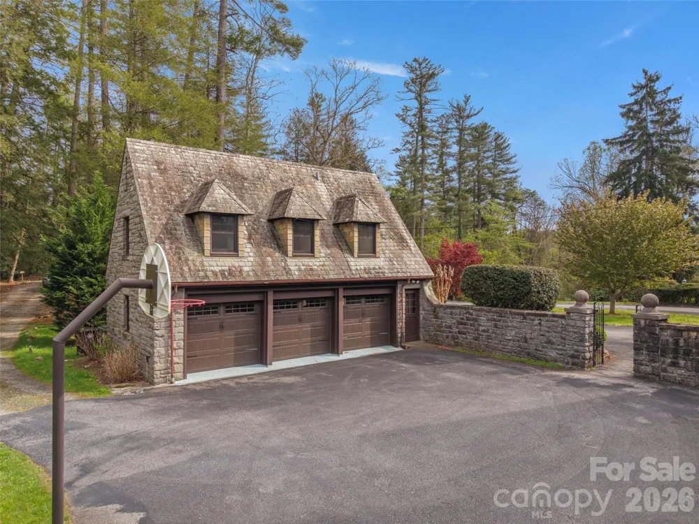 436 Vanderbilt Road Biltmore Forest, NC 28803