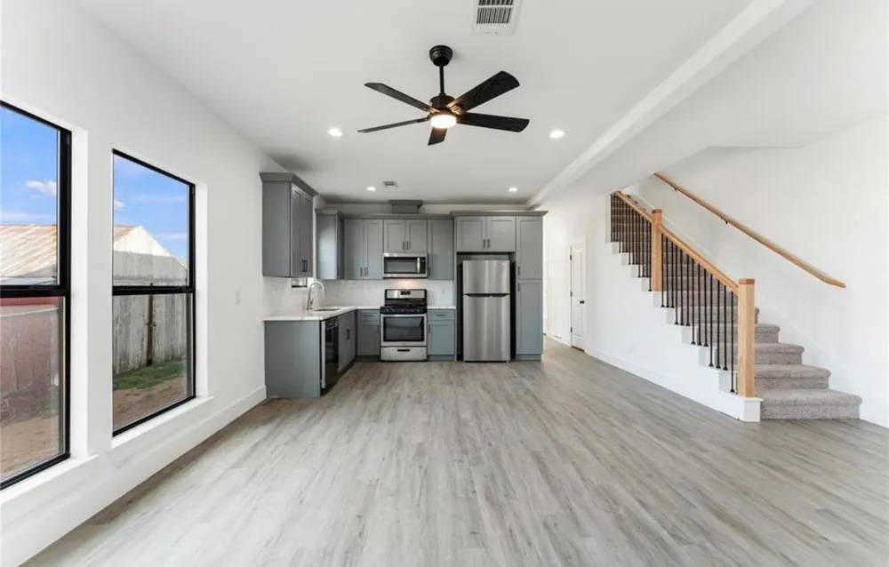 205 S Second Street Beasley, TX 77417