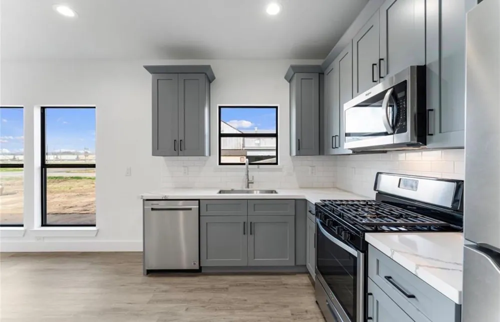 205 S Second Street Beasley, TX 77417