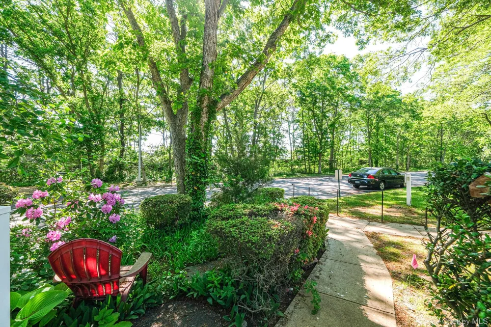 301 Birchwood Road Medford, NY 11763