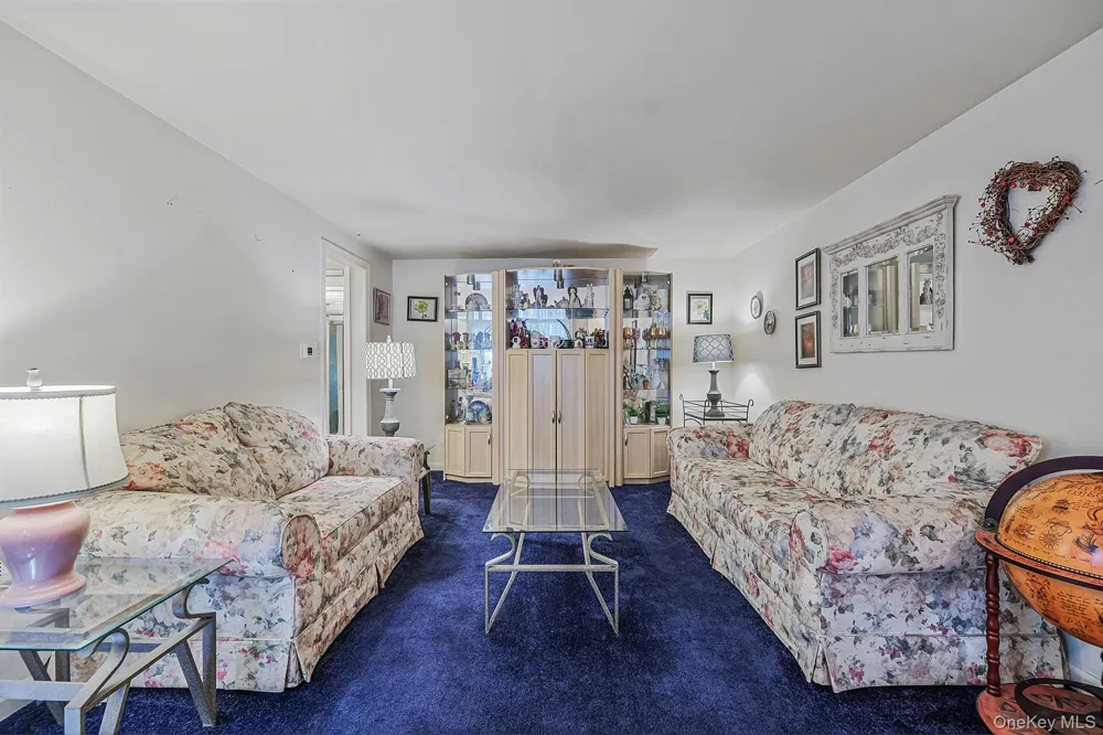 301 Birchwood Road Medford, NY 11763