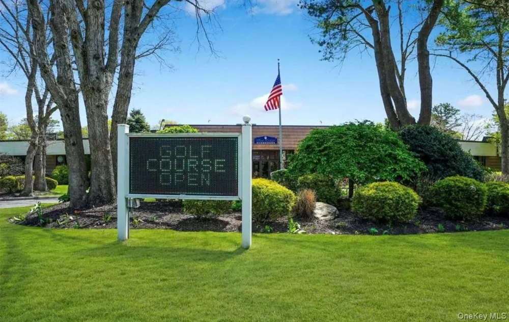 301 Birchwood Road Medford, NY 11763