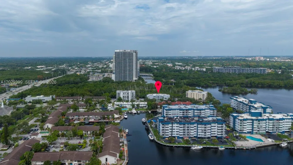 16518 NE 26th Ave #202 North Miami Beach, FL 33160