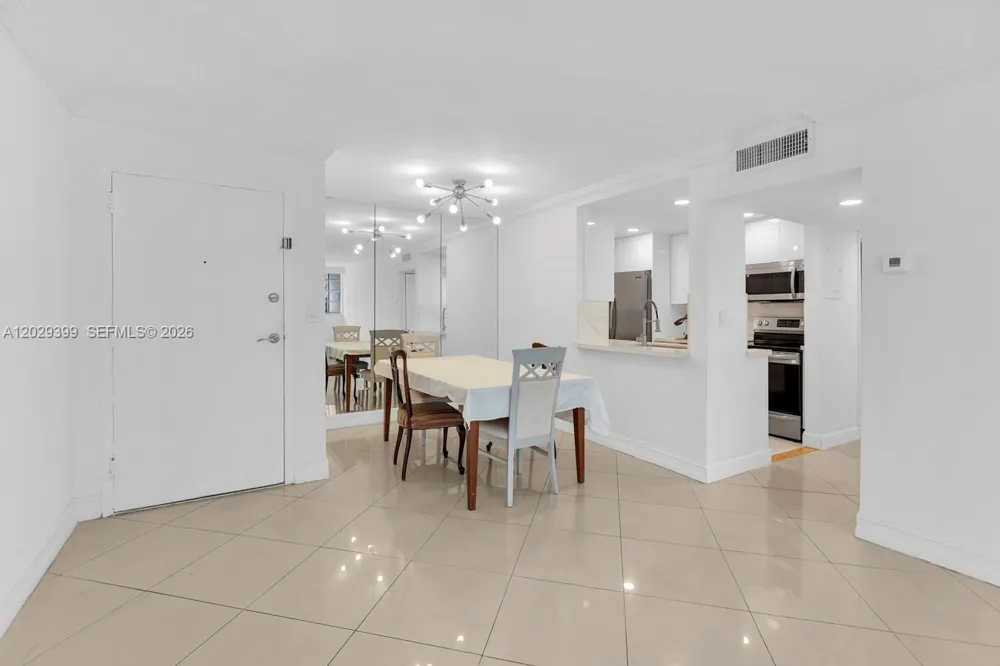 16518 NE 26th Ave #202 North Miami Beach, FL 33160