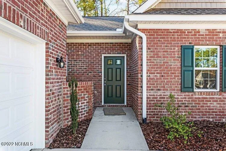 800 Lighthorse Circle Aberdeen, NC 28315