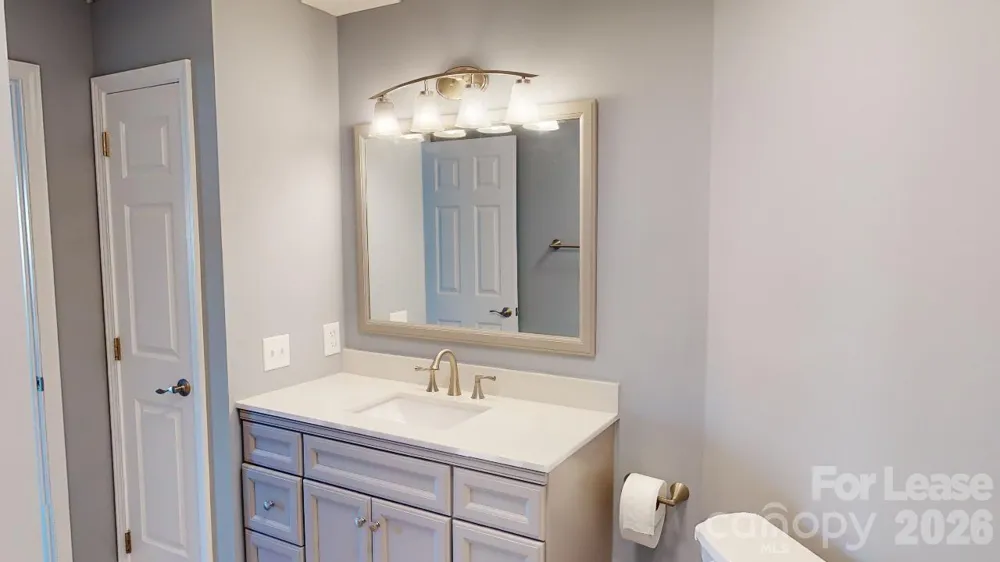 1105 Torrence Circle Davidson, NC 28036