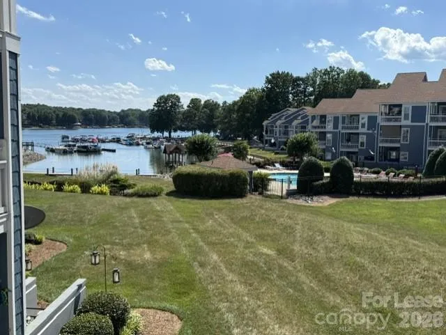 1105 Torrence Circle Davidson, NC 28036
