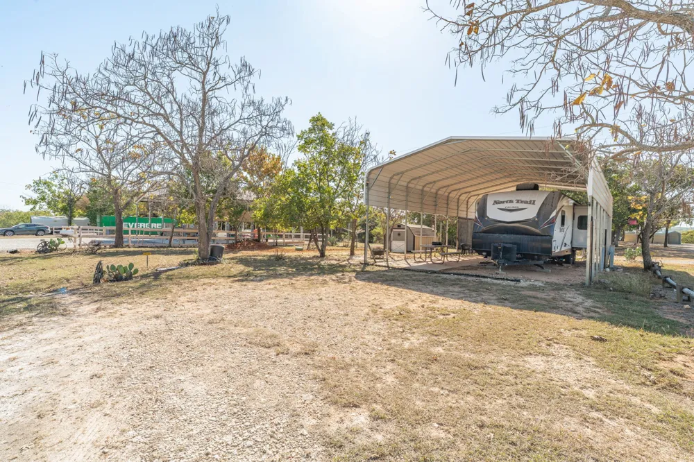 357 Discovery Bay Road Comanche, TX 76442