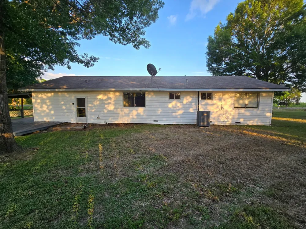 906 W Main Street Richland, TX 76681