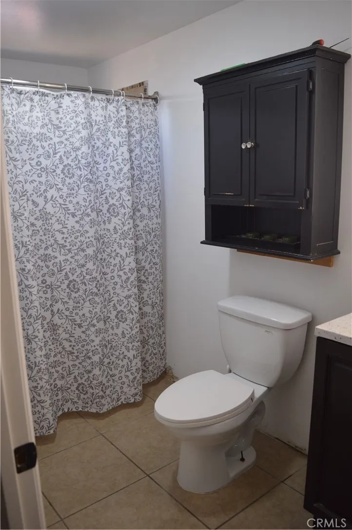 17827 E Laxford Azusa, CA 91702