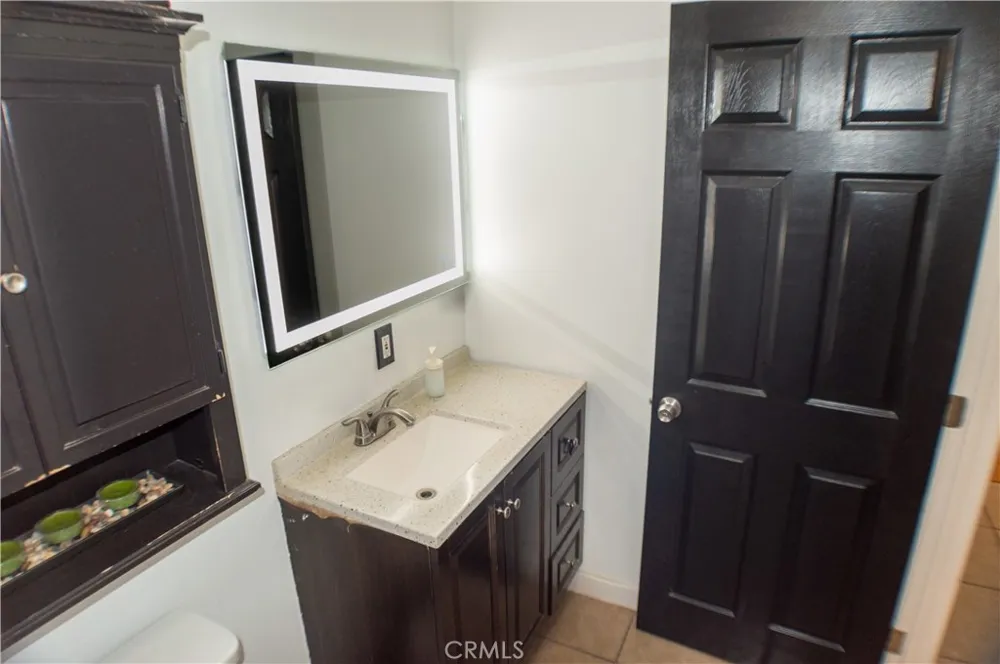 17827 E Laxford Azusa, CA 91702