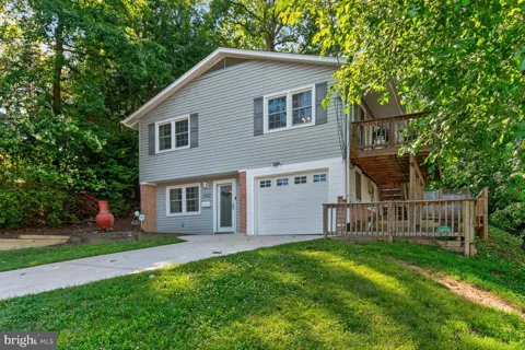 2422 PARKWAY