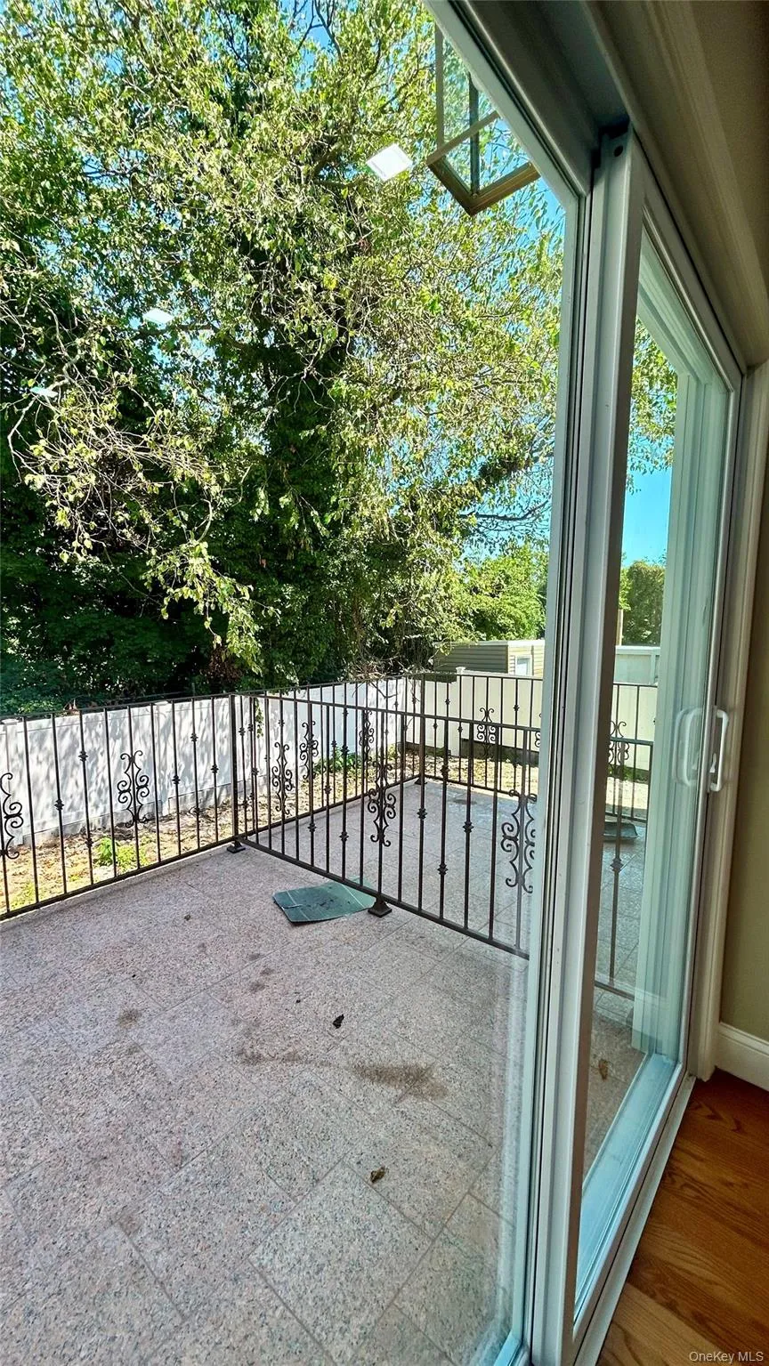 1724 New Haven Avenue Far Rockaway, NY 11691