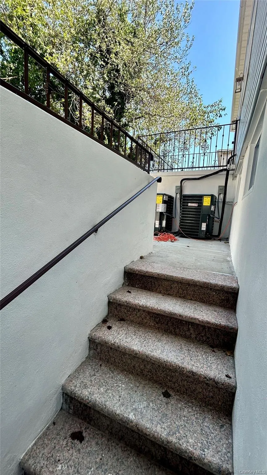 1724 New Haven Avenue Far Rockaway, NY 11691