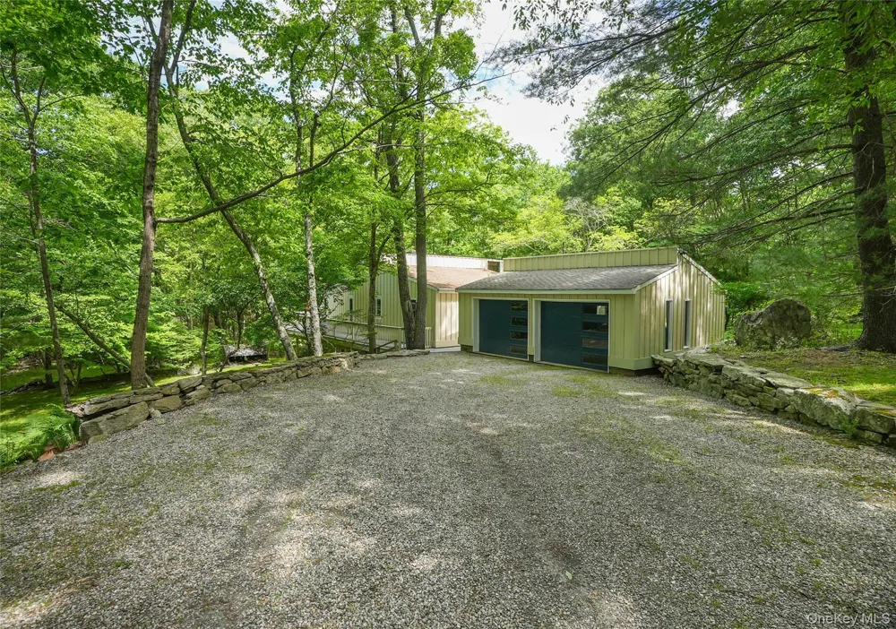 22 Peters Lane Pound Ridge, NY 10576