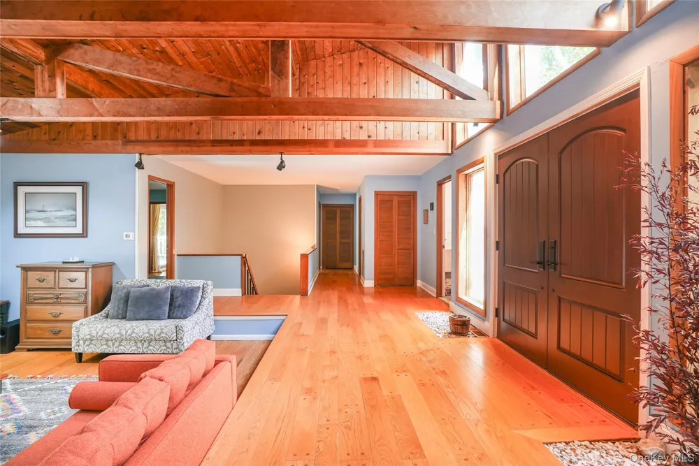 22 Peters Lane Pound Ridge, NY 10576