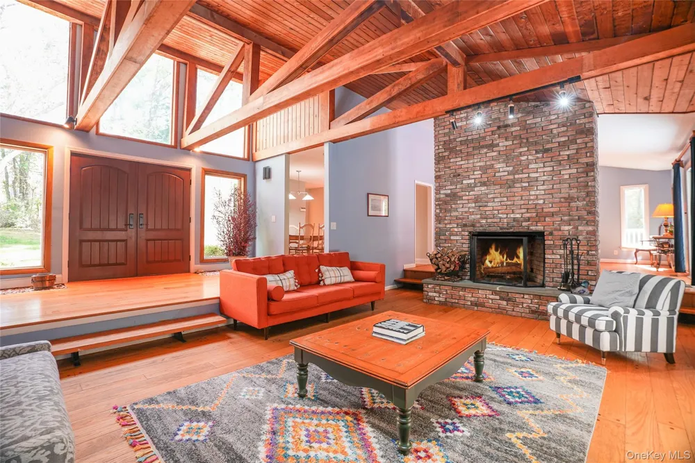 22 Peters Lane Pound Ridge, NY 10576