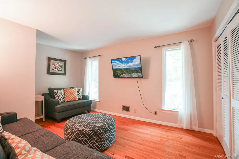 22 Peters Lane Pound Ridge, NY 10576