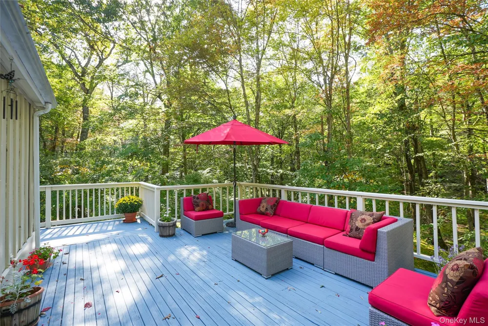 22 Peters Lane Pound Ridge, NY 10576