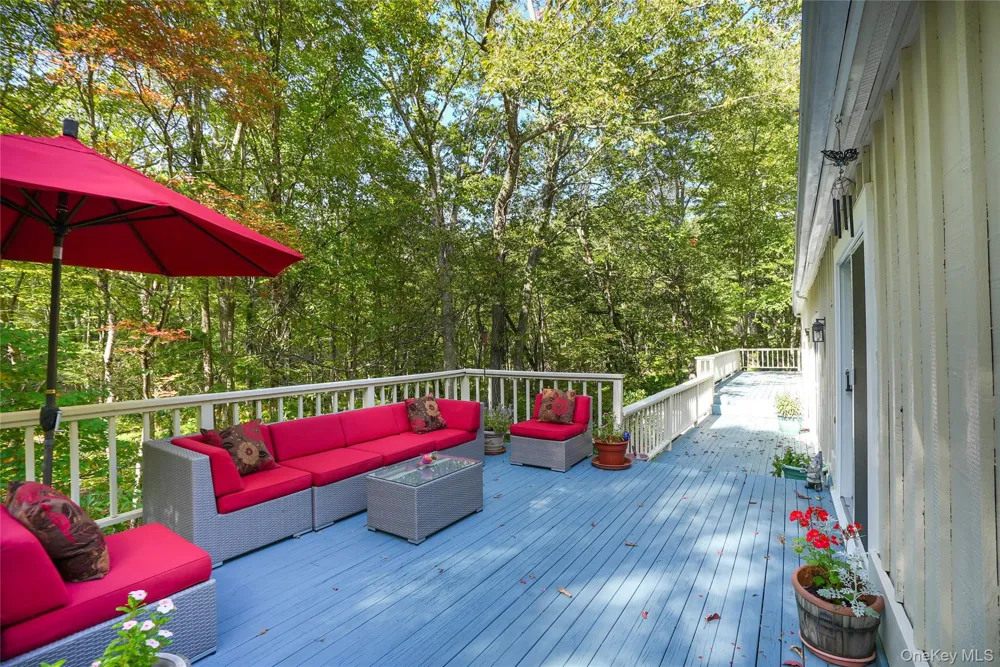 22 Peters Lane Pound Ridge, NY 10576