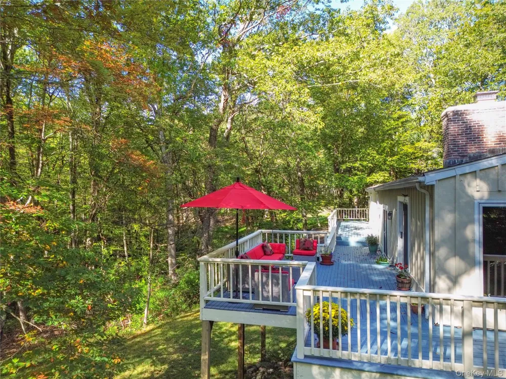 22 Peters Lane Pound Ridge, NY 10576