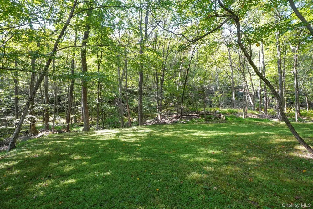 22 Peters Lane Pound Ridge, NY 10576