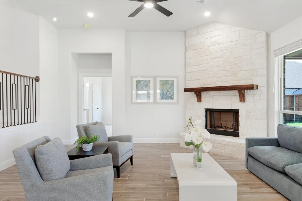 708 Condor Street Joshua, TX 76058