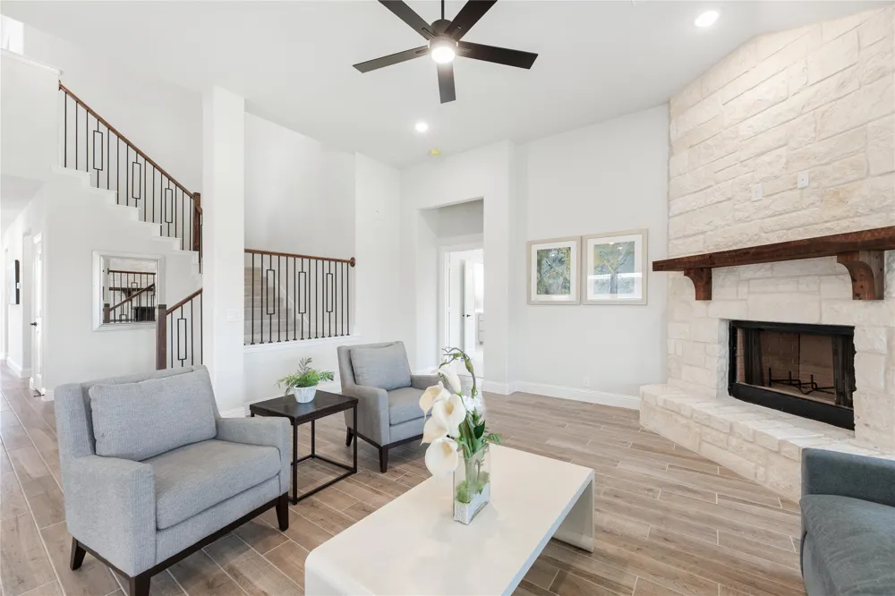 708 Condor Street Joshua, TX 76058