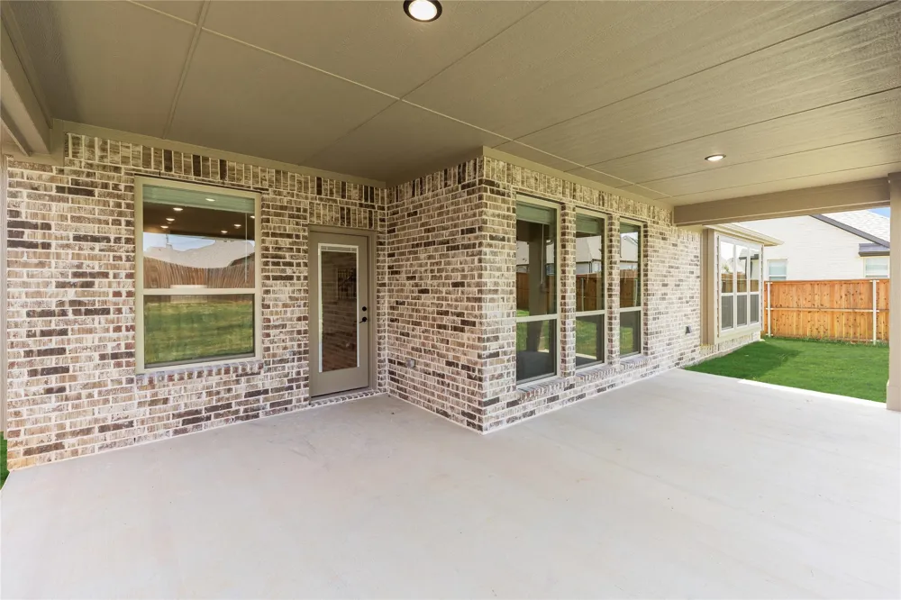 708 Condor Street Joshua, TX 76058