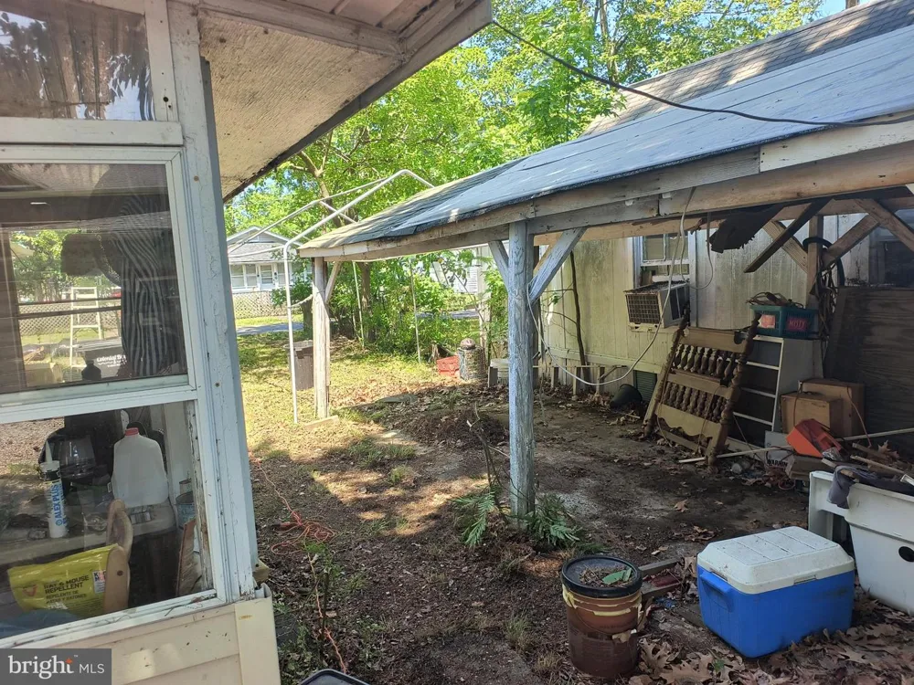 21 CHAMBERLAYNE STREET Colonial Beach, VA 22443