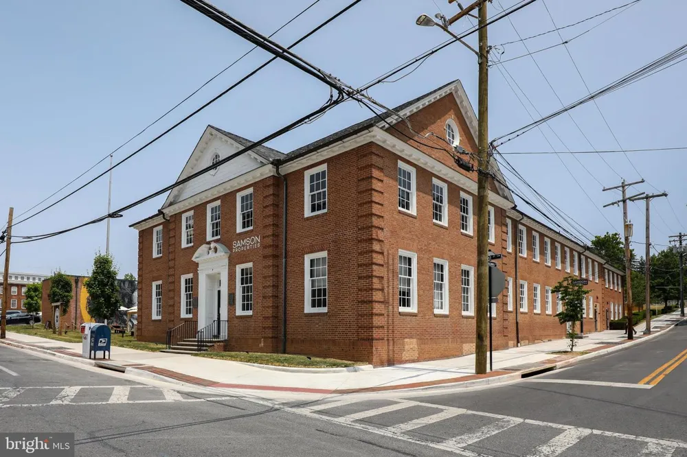 210 E BOSCAWEN ST #200 Winchester, VA 22601