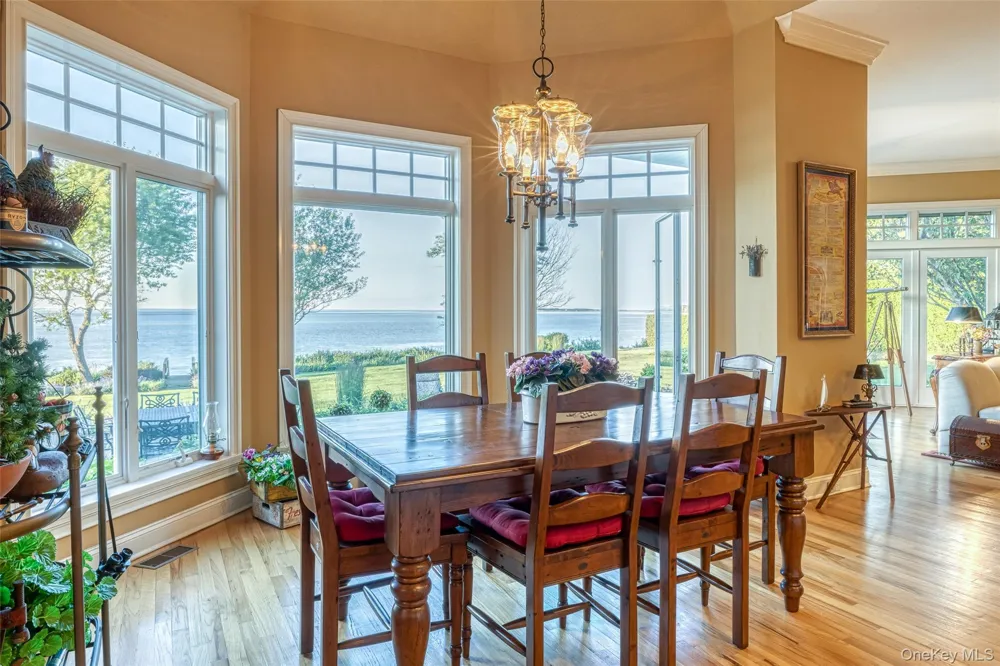 1640 Grandview Drive Orient, NY 11957