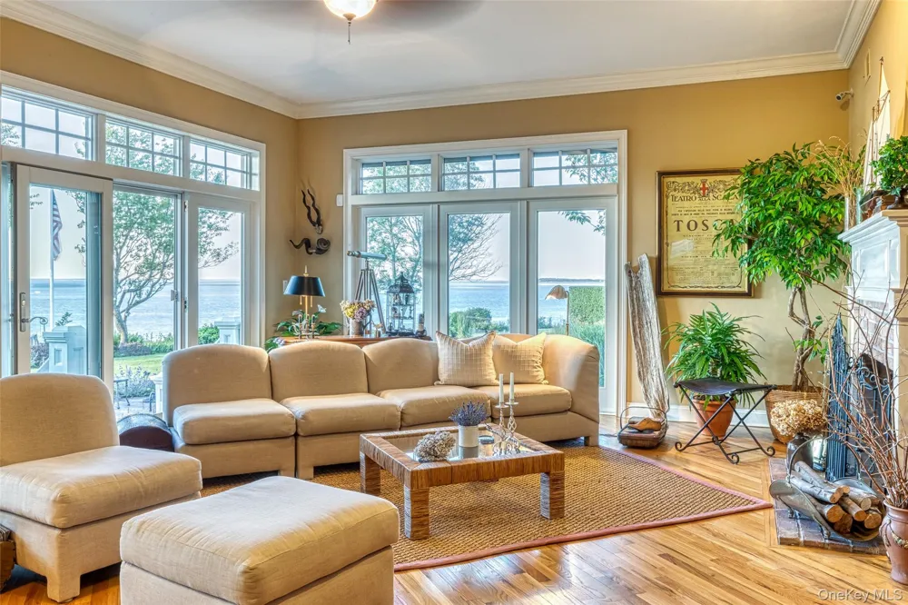 1640 Grandview Drive Orient, NY 11957