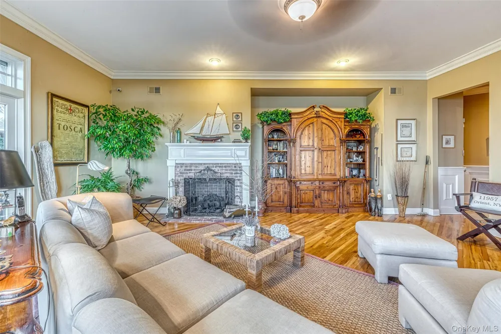 1640 Grandview Drive Orient, NY 11957